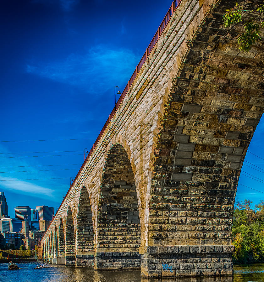 Minneapolis MN, landmark, Stone Arch Bridge.